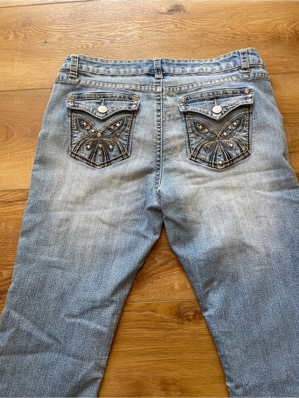 Canyon‎ River Blues Woman’s Capri Light Wash Jeans